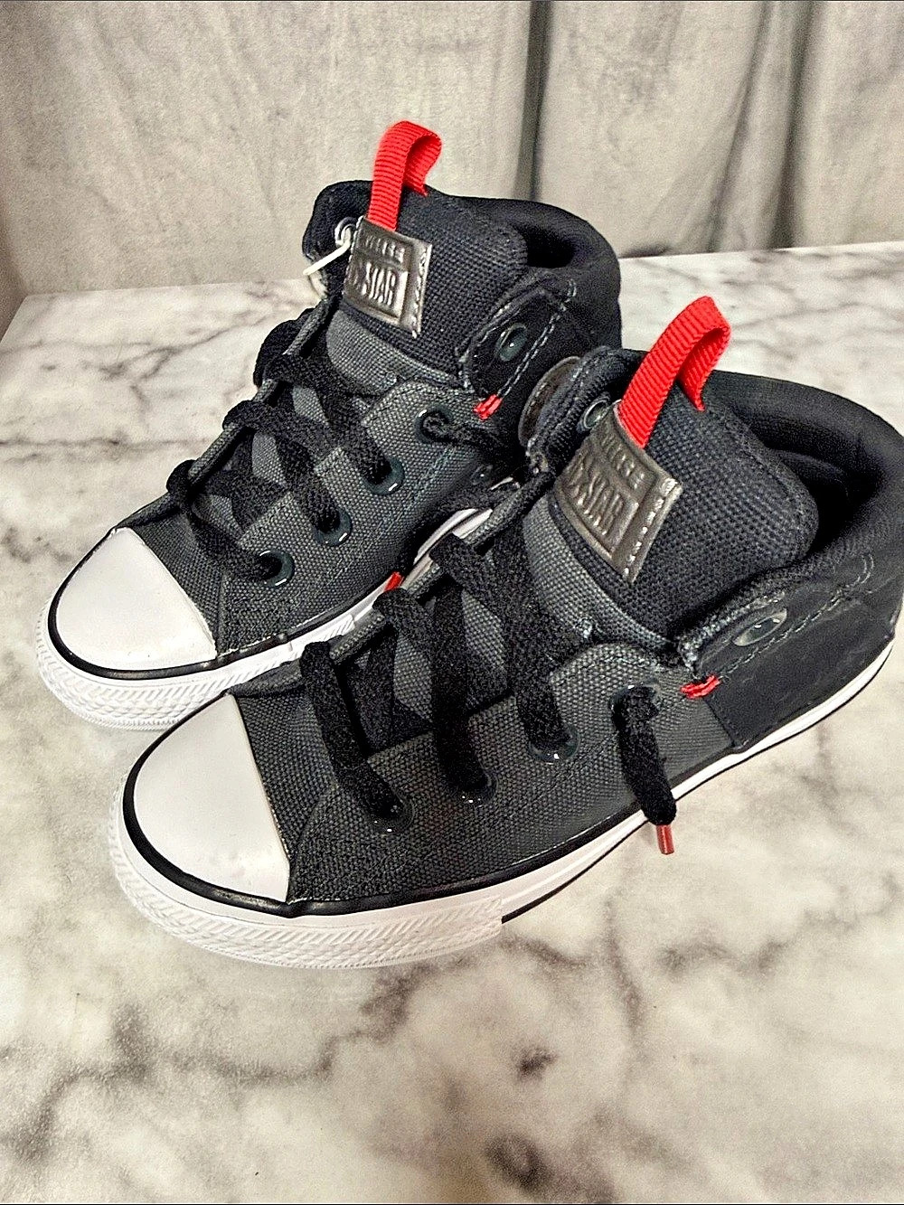Converse Chuck Taylor All Star High Street Mid Sneakers Boys 13